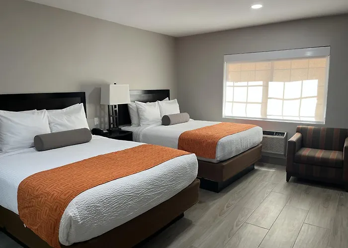 The Overland Downtown Nau Conference Center 3*