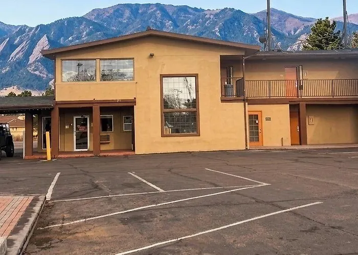 The Overland Downtown Nau Conference Center